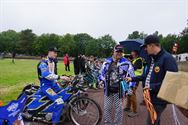 Loodzware speedwayraces op geteisterde baan