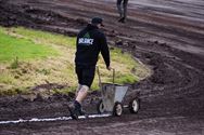 Loodzware speedwayraces op geteisterde baan