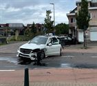 Ravage bij botsing tussen twee auto's