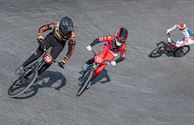 Veel volk en mooie races op eerste dag BK BMX