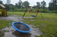 Eerste inclusieve speeltuin geopend in de regen