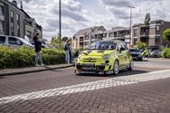 Veel volk voor de parade van de 24 Uren-racers