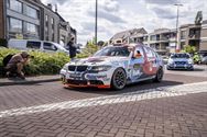 Veel volk voor de parade van de 24 Uren-racers