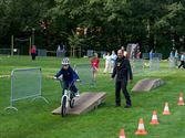 Schoolkinderen konden allerlei sporten beoefenen