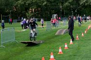 Schoolkinderen konden allerlei sporten beoefenen