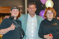 Veel volk swingt op feest van de burgemeester