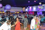 Veel volk swingt op feest van de burgemeester