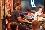 MJO opent seizoen met nieuwe bassist