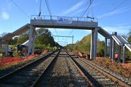 Voetgangersbrug aan Beringerheide is geplaatst