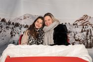 Sfeer ondanks de regen op Heusdense kerstmarkt