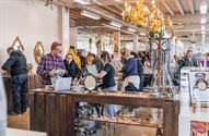 Overrompeling op vintagedag in kringloopwinkel
