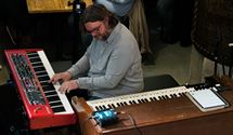 Saron Crenshaw: koning van de gitaarsolo's
