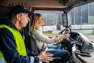 Goedele en Virginie als volleerde truckers ...