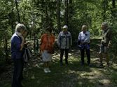 Neos op wandel in Mangelbeekvallei in Laak