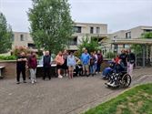 165 wandelaars, jong en oud samen op pad