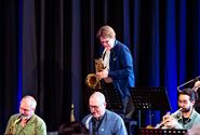 Jonge en ervaren muzikanten sluiten jazzseizoen af
