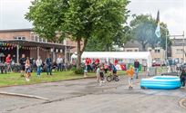 Fietsers zorgen voor spektakelstuk in Eversel