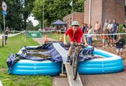 Fietsers zorgen voor spektakelstuk in Eversel
