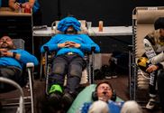 Deelnemers 24 uur meer dan 2 keer rond aarde