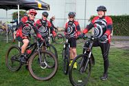 Veel mountain- en gravelbikers aan De Veen