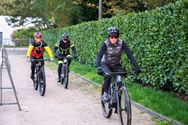 Veel mountain- en gravelbikers aan De Veen