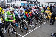 Del Grosso klopt van Aert op de meet
