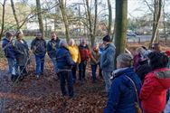 Veel deelnemers aan Winterborrelwandeling