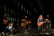 Neeka bracht songs van Joni Mitchell