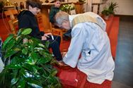 Voetenwassing tijdens Witte Donderdagviering