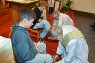 Voetenwassing tijdens Witte Donderdagviering