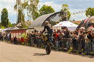 Stuntrijders als blikvanger bij de Solo Riders