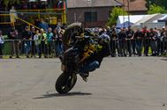 Stuntrijders als blikvanger bij de Solo Riders