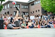 Mega kussengevecht rondt schooljaar in SFC af