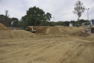De nieuwe BMX-track krijgt dagelijks meer gestalte