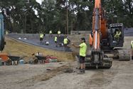 De nieuwe BMX-track krijgt dagelijks meer gestalte