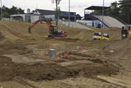 De nieuwe BMX-track krijgt dagelijks meer gestalte