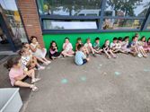 Ook heel wat kleuters studeren af ...