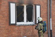 Felle brand maakt huis onbewoonbaar Onder De Poort