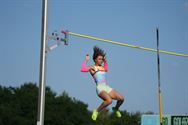 Fleur Hooyberghs maakt indruk op 4,03 meter