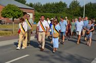 De Sacramentsprocessie bracht Viversel op de been