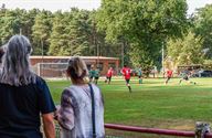 Geblesseerde speler domper op voetbalontmoeting