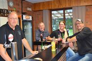 Moedige schutters trotseren slecht weer