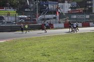 Marathonlopers op circuit stevig aangemoedigd