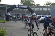120 fietsers door politiezone voor 't goede doel