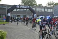 120 fietsers door politiezone voor 't goede doel