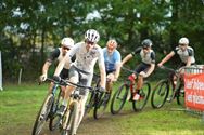 Rare snuiters aan de start van de funcross