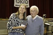 OKRA hield herfstfeest en huldigde trouwe leden