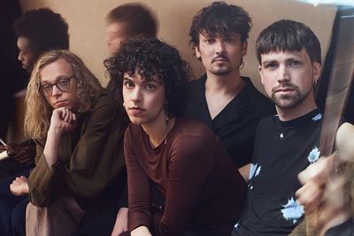 Ão in concert [try-out]